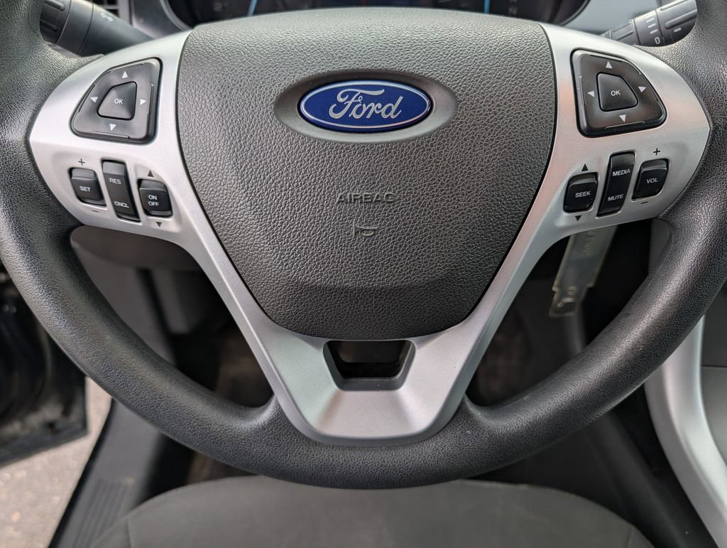 Used 2013 Ford Edge SE image 25