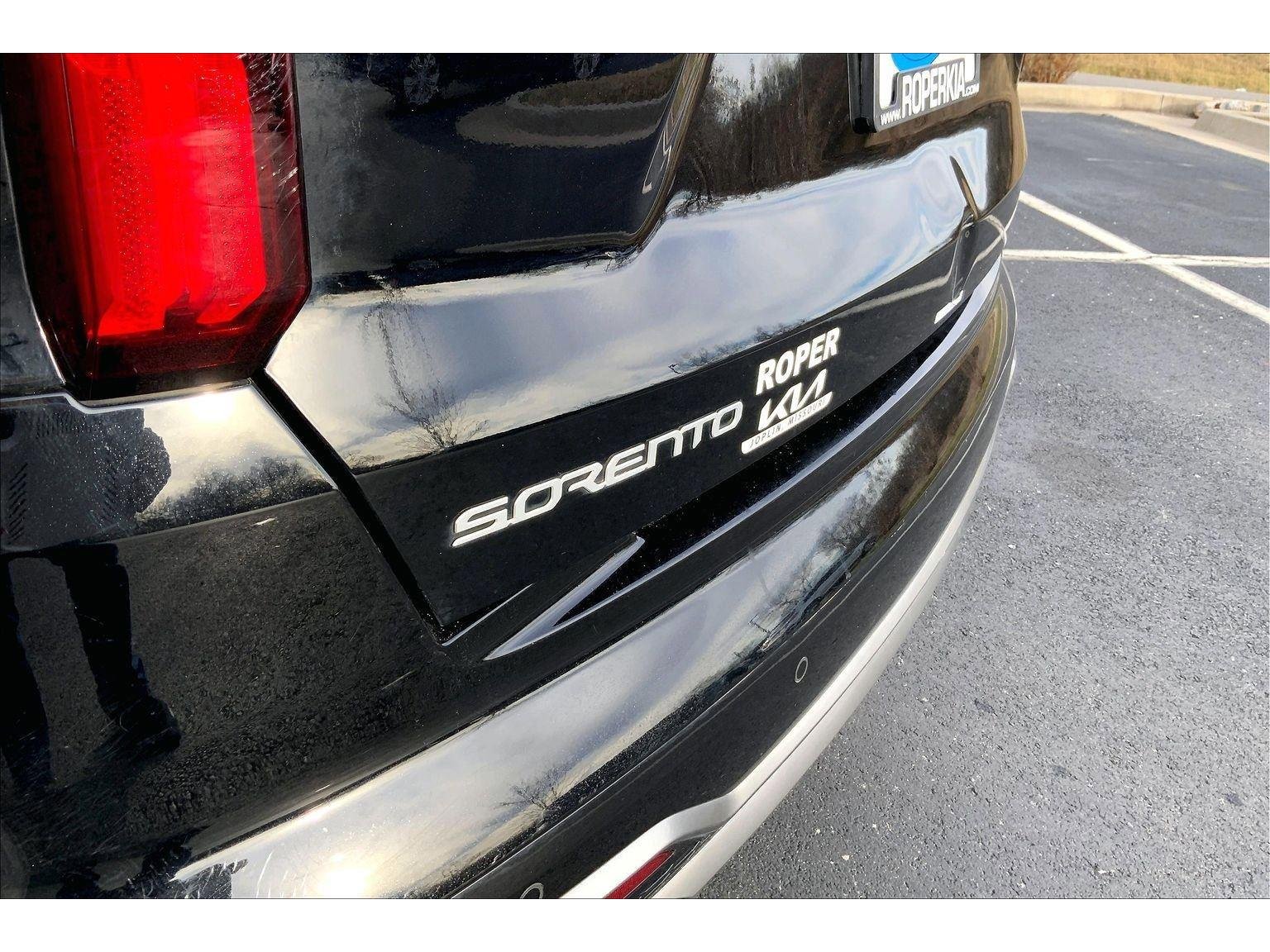 Used 2023 Kia Sorento SX image 29