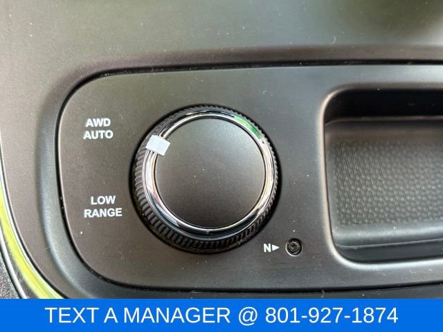 Used 2015 Dodge Durango R/T w/ Technology Group AWD/4WD image 32