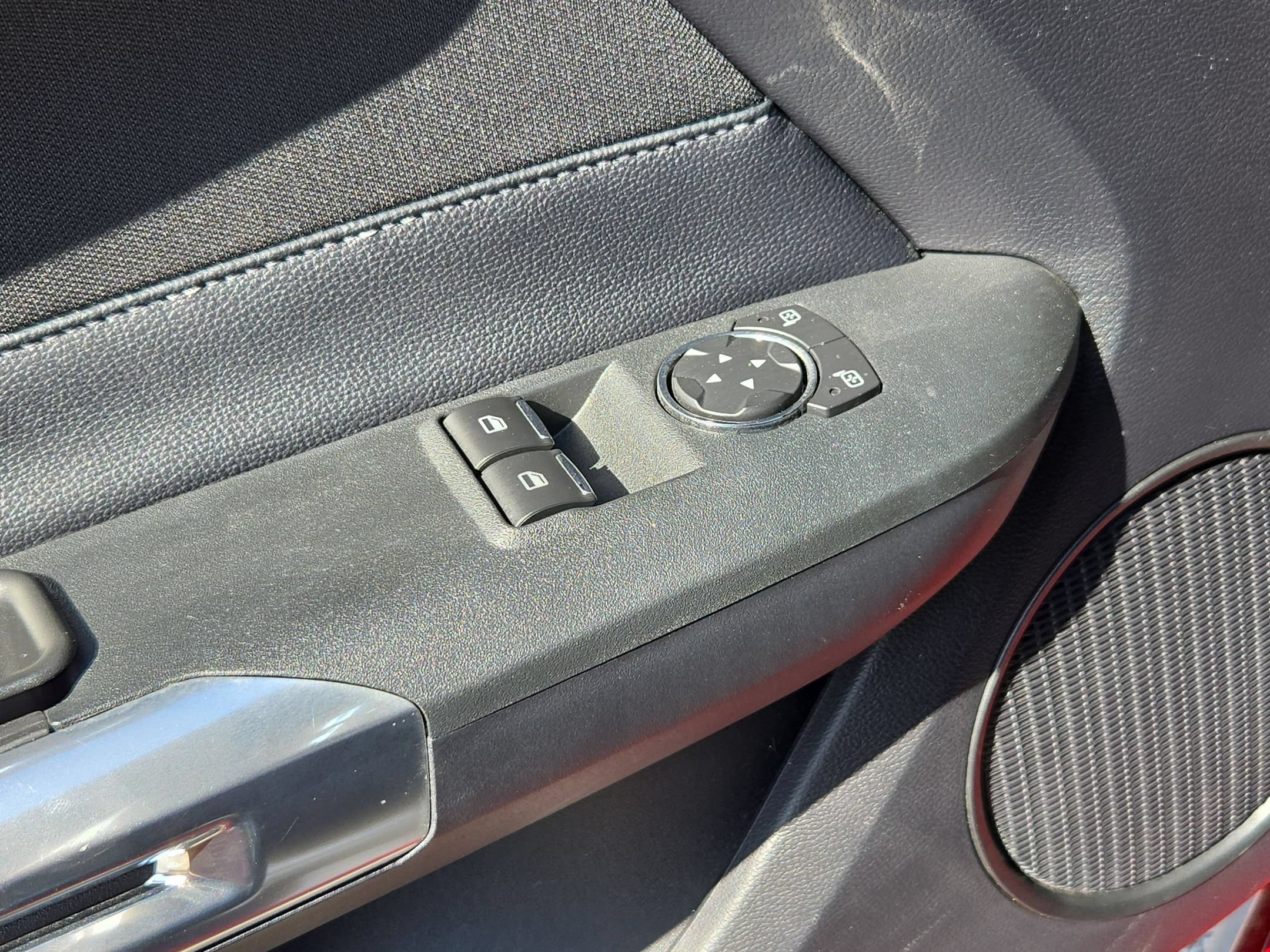 Used 2018 Ford Mustang GT RWD image 11