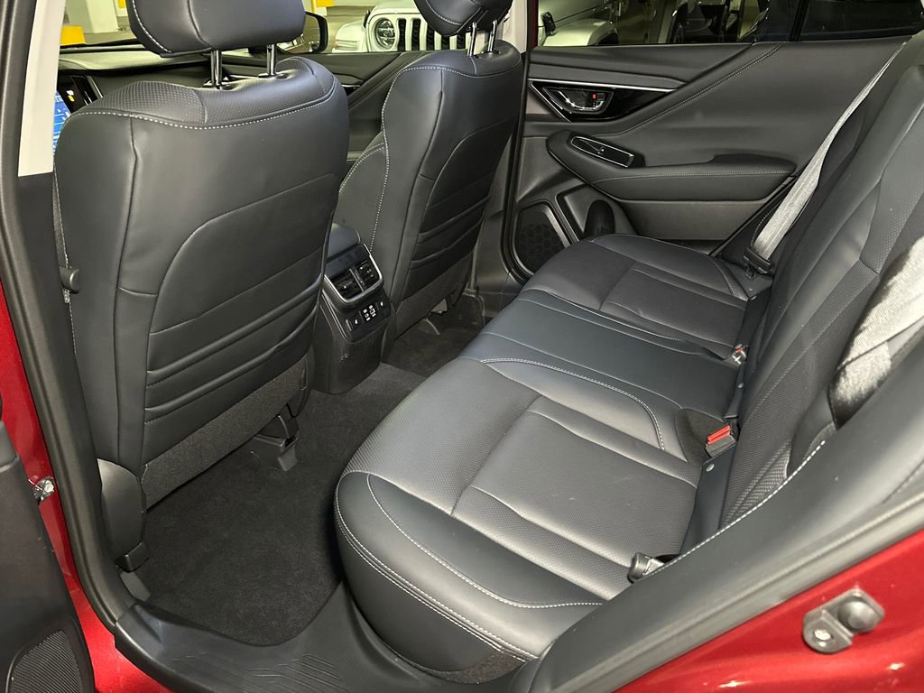 Used 2024 Subaru Outback Limited image 16