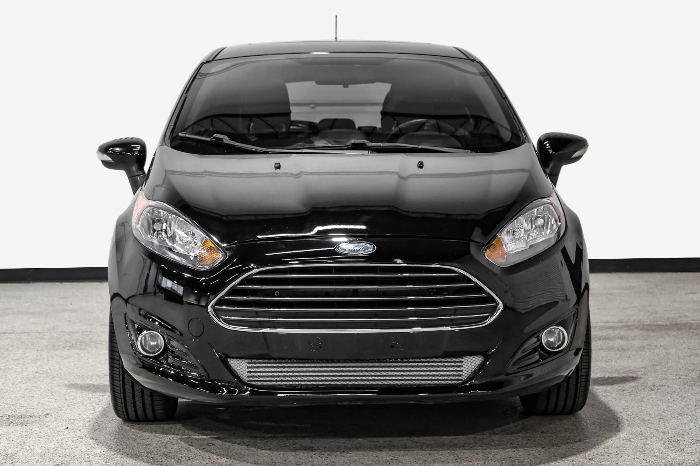 Used 2017 Ford Fiesta ST FWD image 3