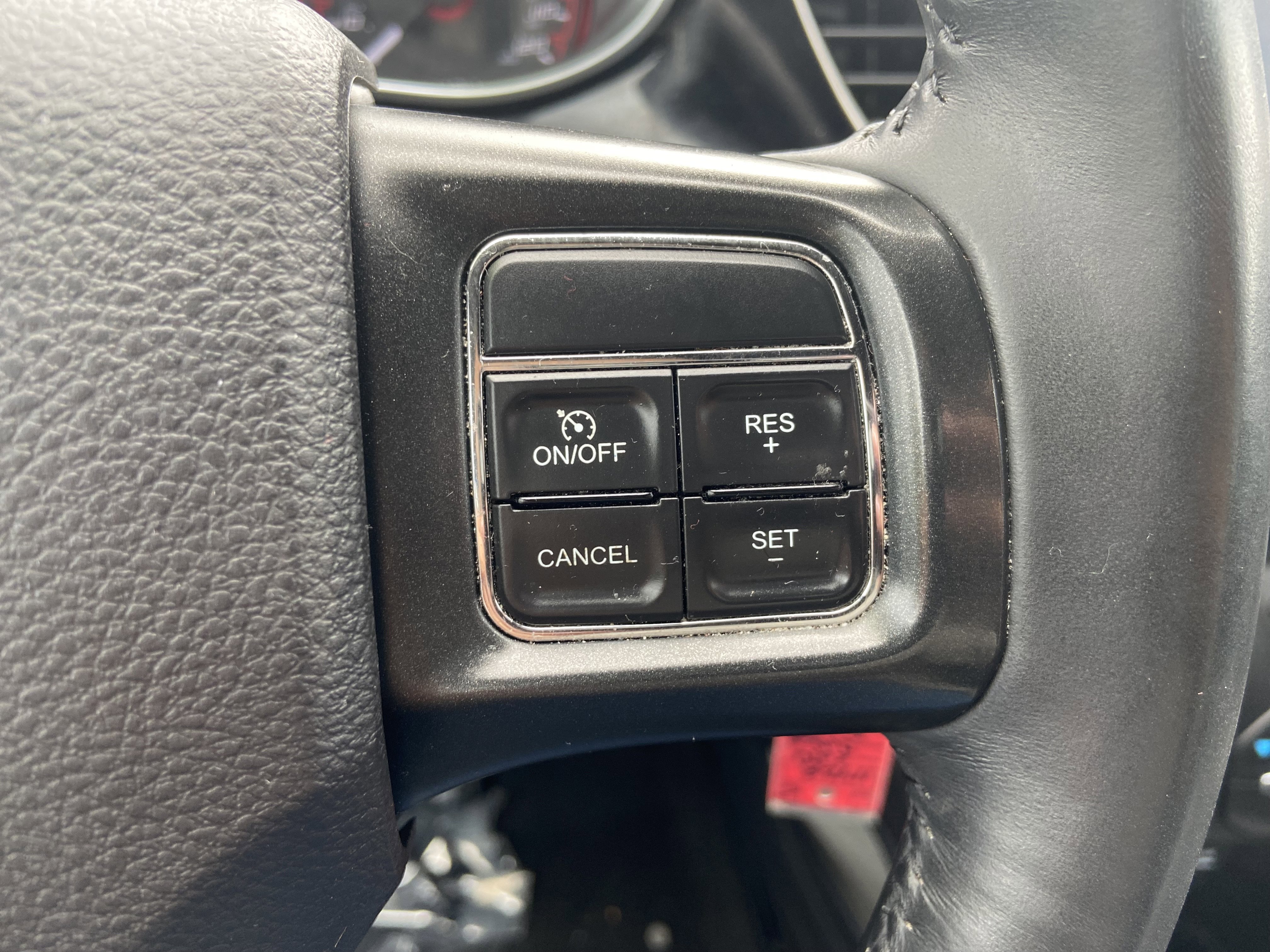 Used 2014 Dodge Dart SXT image 30