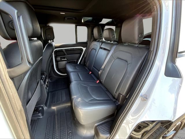Used 2023 Land Rover Defender 110 V8 AWD/4WD image 24