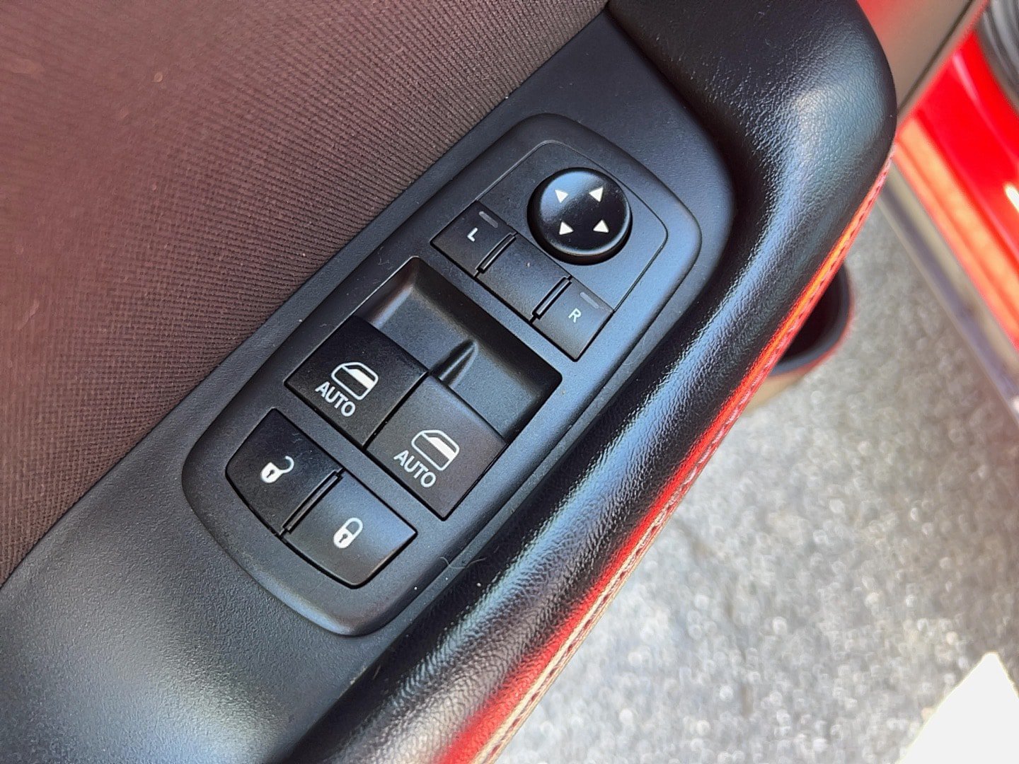 Used 2019 Dodge Challenger SXT w/ Blacktop Package RWD image 12