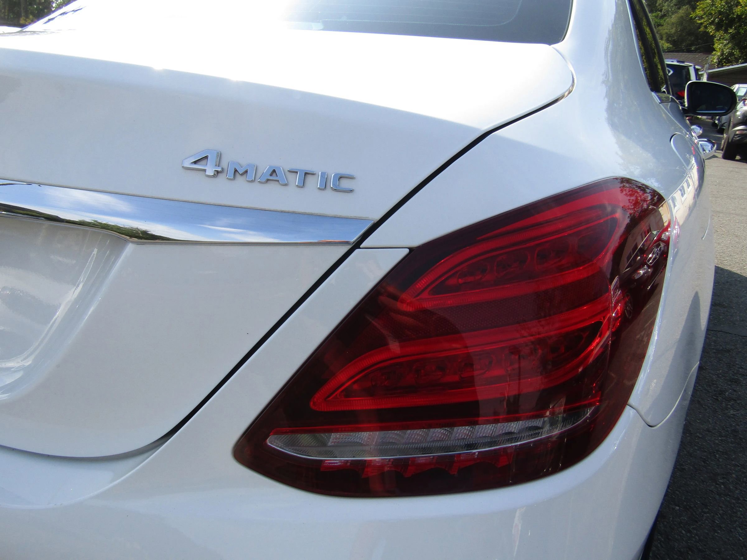 Used 2017 Mercedes-Benz C 300 4MATIC Sedan image 9