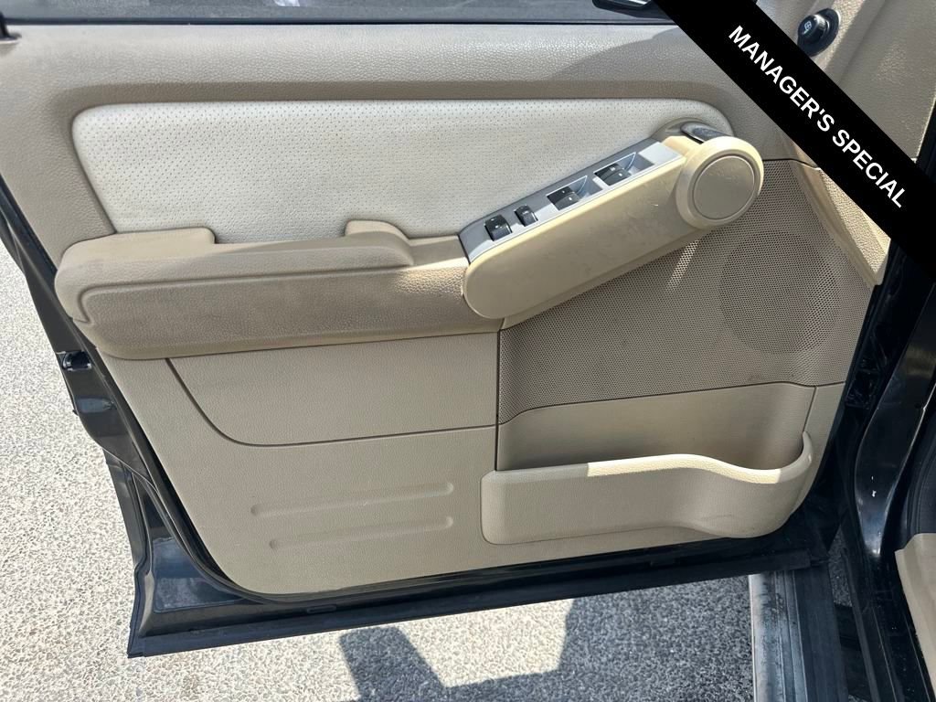 Used 2010 Mercury Mountaineer Premier image 13