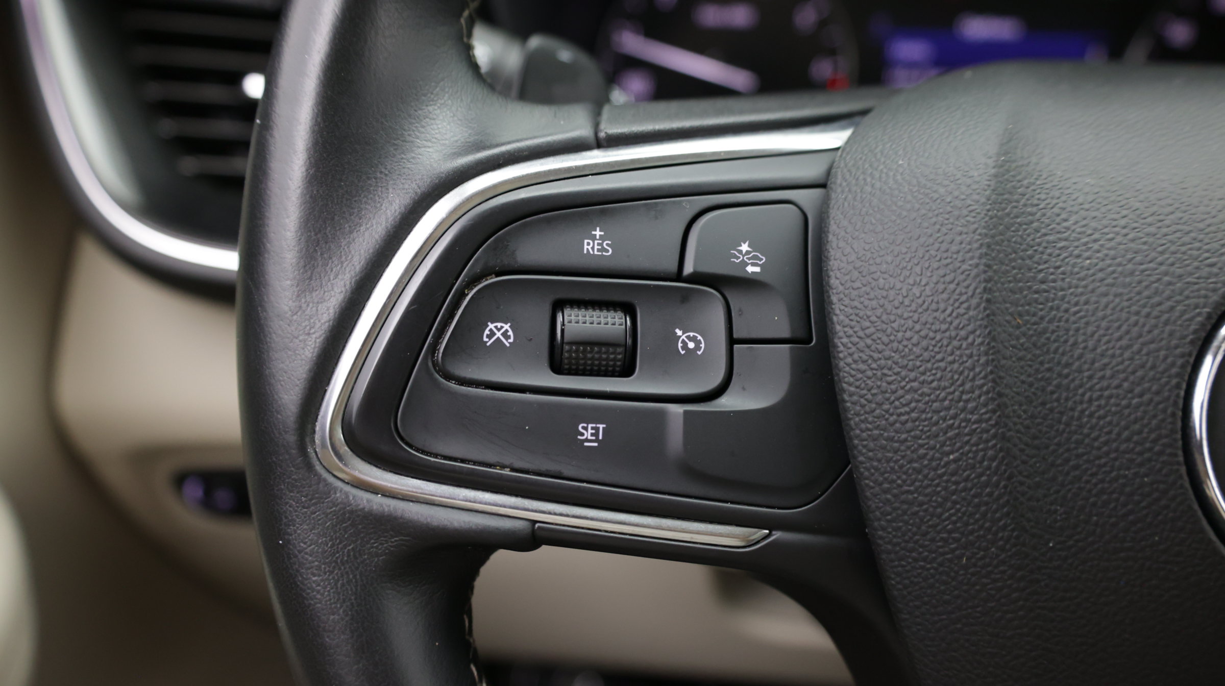 Used 2021 Buick Envision Preferred FWD image 25