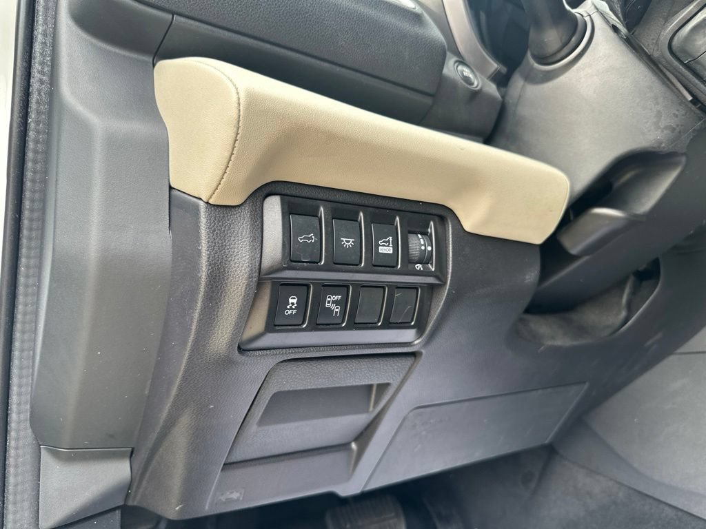 Used 2022 Subaru Ascent Limited AWD/4WD image 19