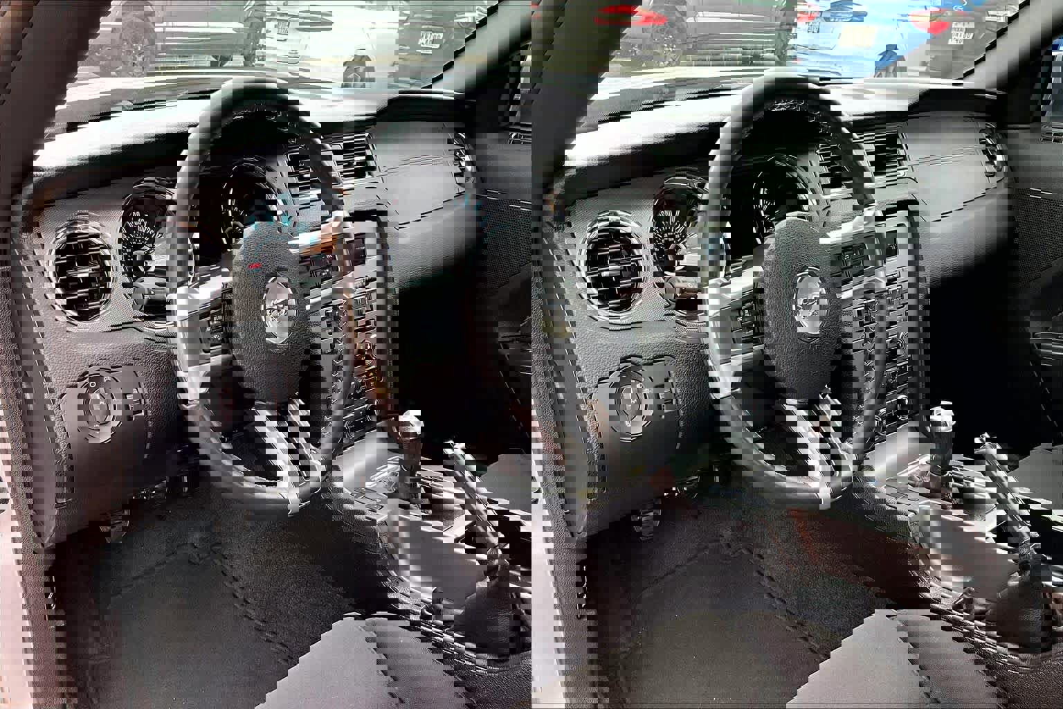 Used 2013 Ford Mustang GT image 18