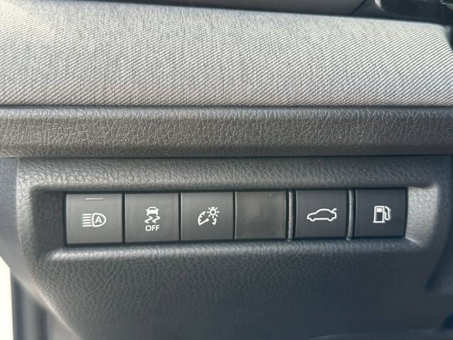 New 2026 Toyota Camry LE w/ Convenience Package FWD image 14