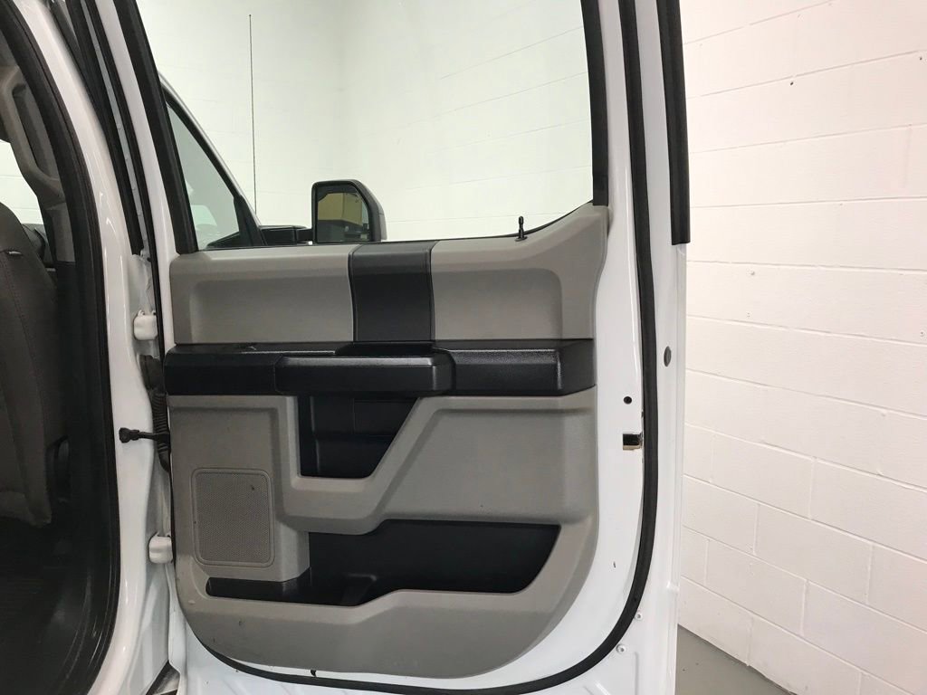 Used 2020 Ford F250 XL w/ Power Equipment Group image 27