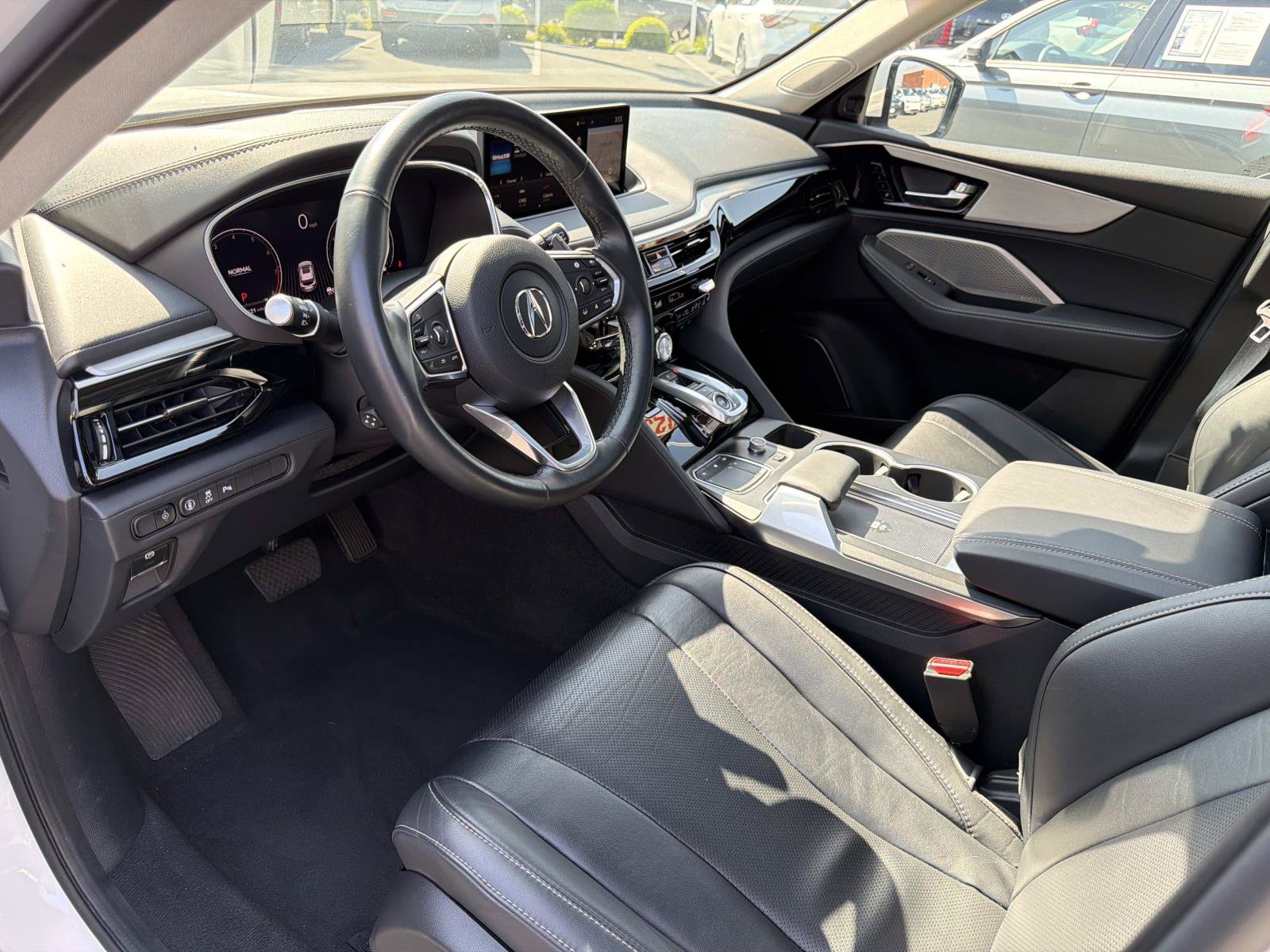 Used 2023 Acura MDX w/ Technology Package AWD/4WD image 14