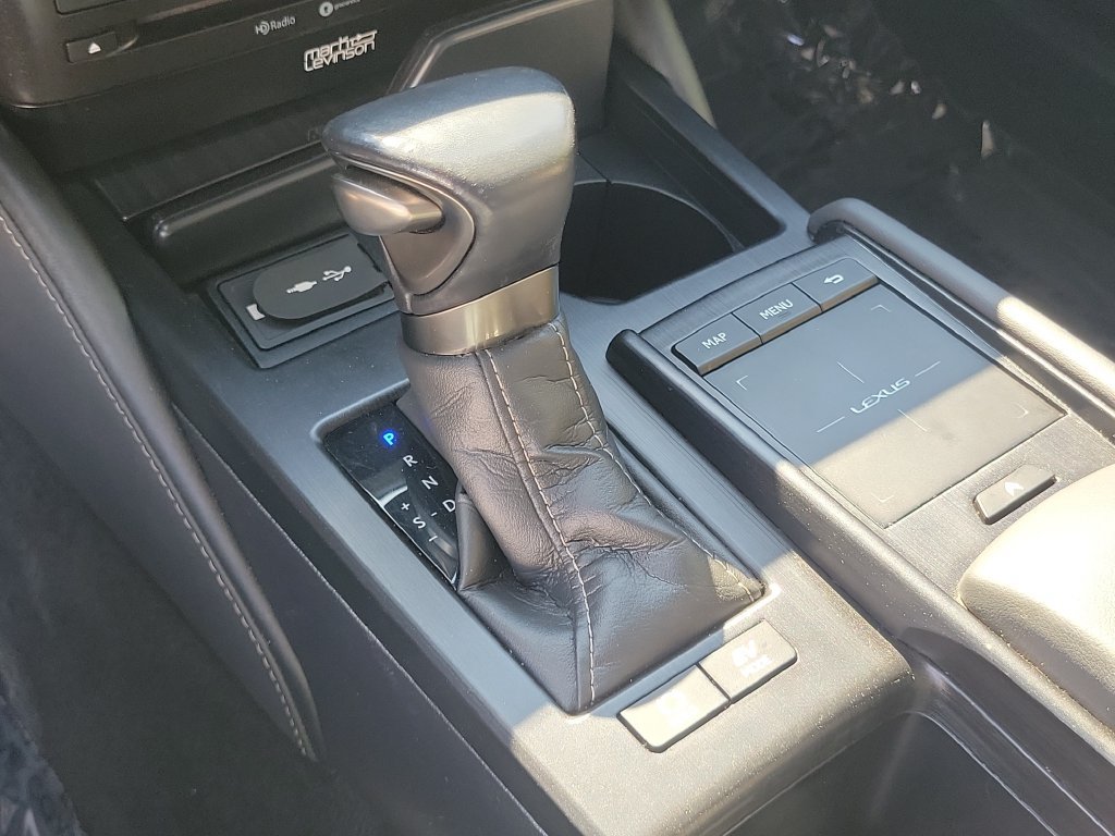 Used 2020 Lexus ES 300h w/ Accessory Package 2 FWD image 35