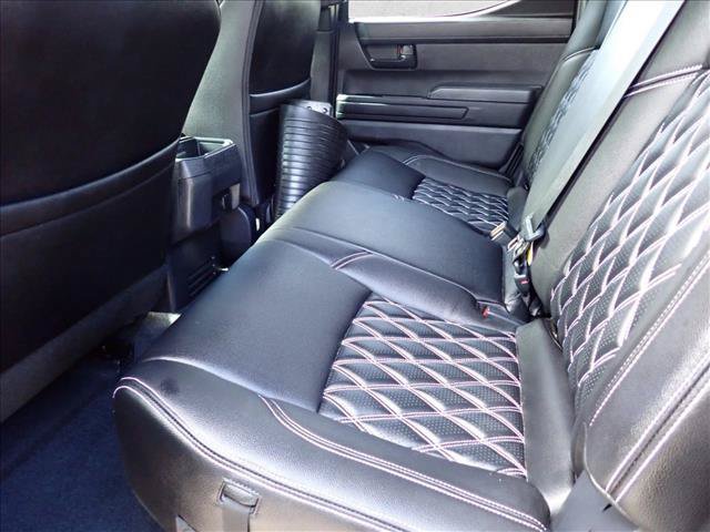 Certified 2025 Toyota Tacoma SR5 AWD/4WD image 10