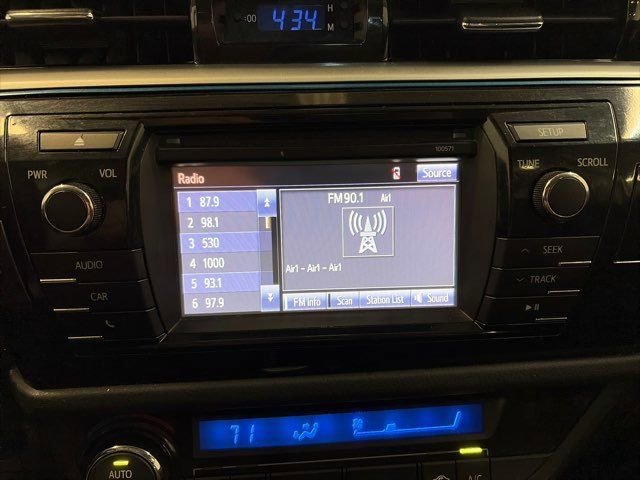 Used 2016 Toyota Corolla S image 26