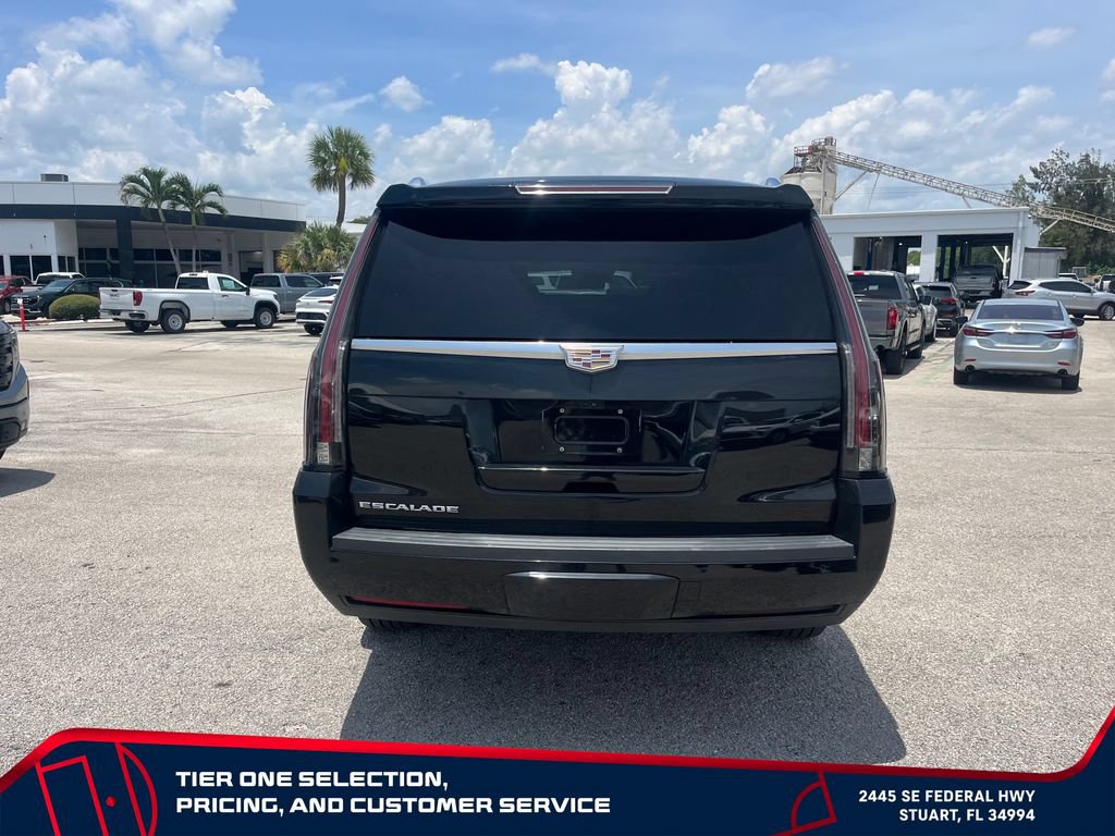 Used 2020 Cadillac Escalade ESV Premium Luxury RWD image 6