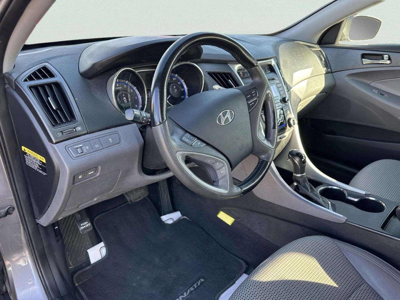 Used 2012 Hyundai Sonata SE image 15