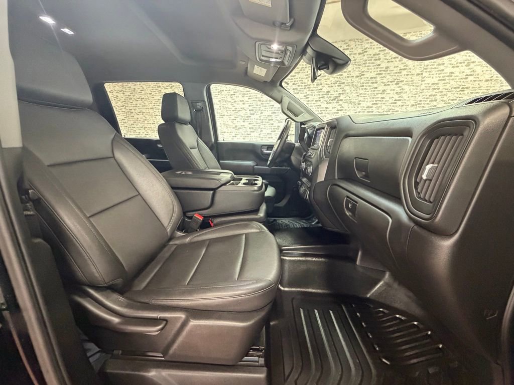 Used 2024 Chevrolet Silverado 3500 W/T image 9