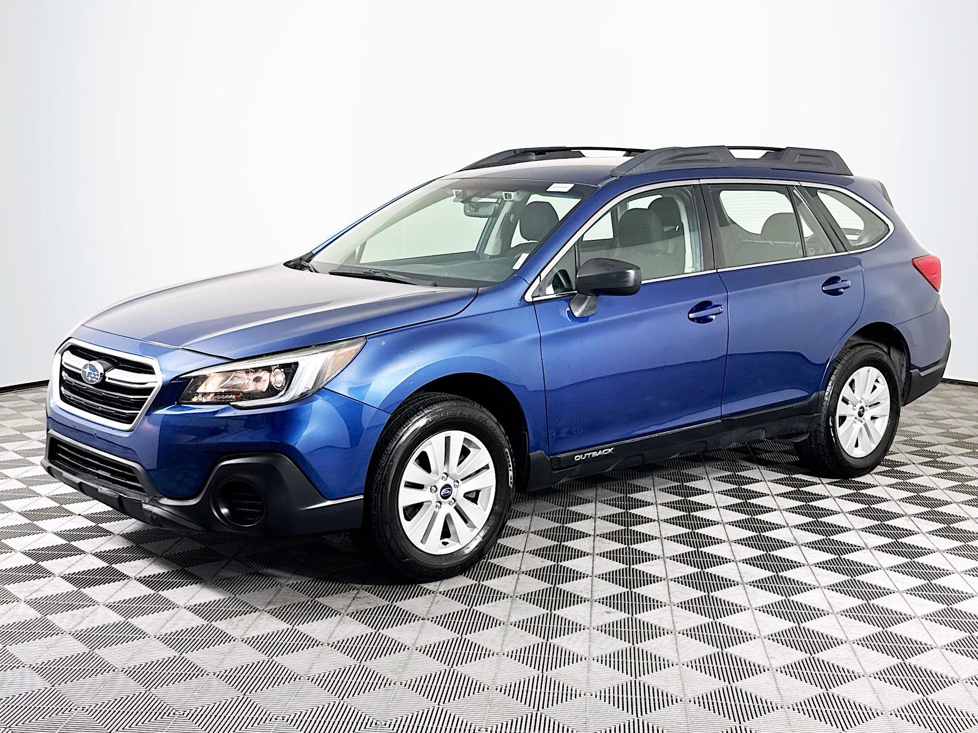 Used 2019 Subaru Outback 2.5i AWD/4WD image 4