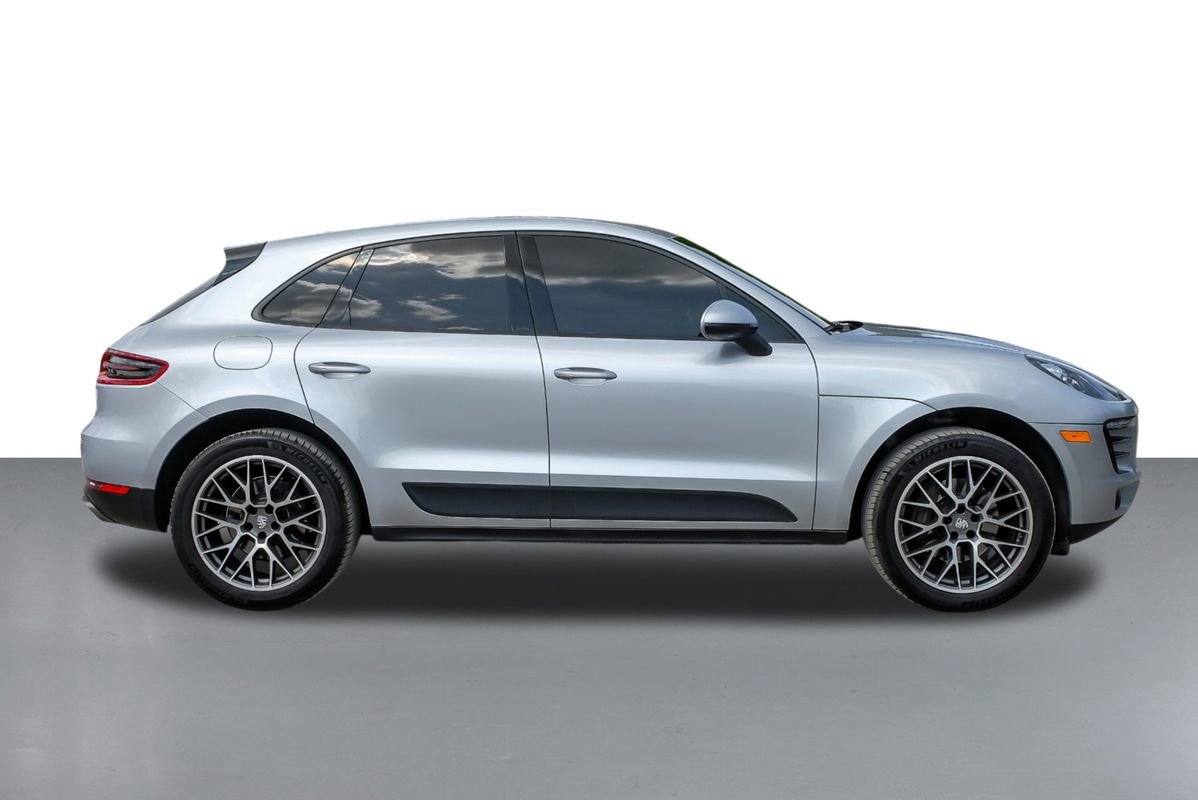 Used 2018 Porsche Macan Sport Edition image 5