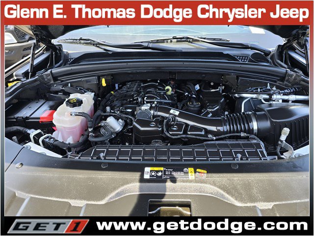 Certified 2024 Jeep Grand Cherokee L Laredo AWD/4WD image 15