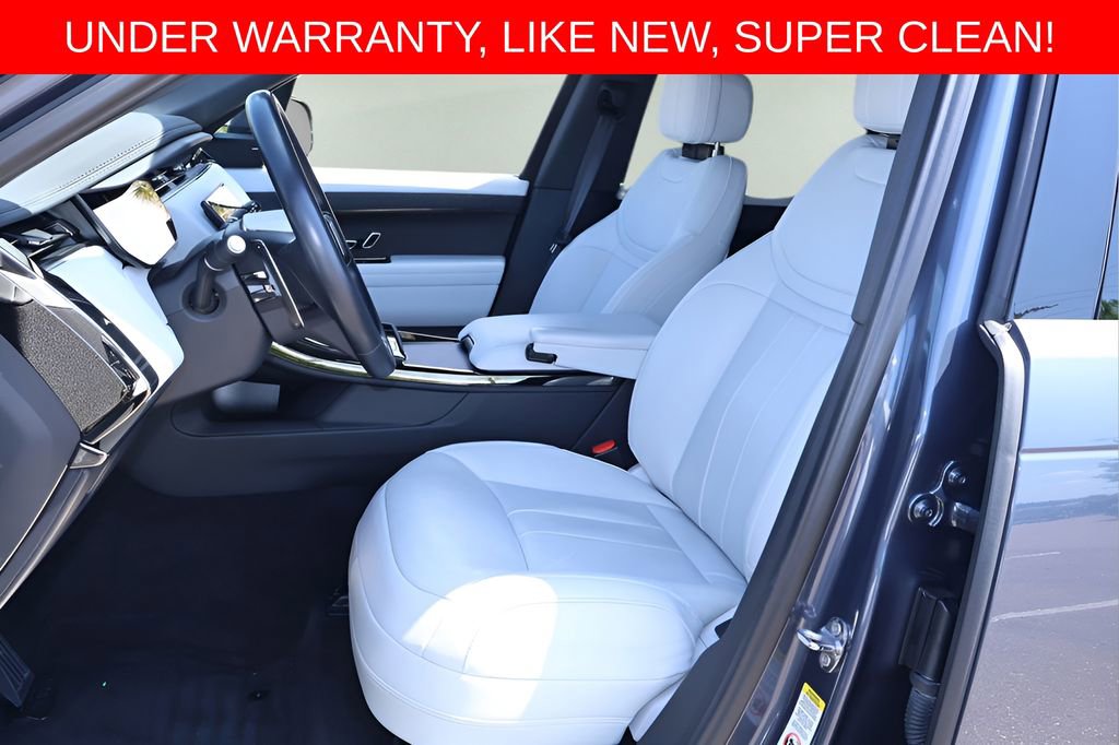 Used 2025 Land Rover Range Rover Sport SE image 12