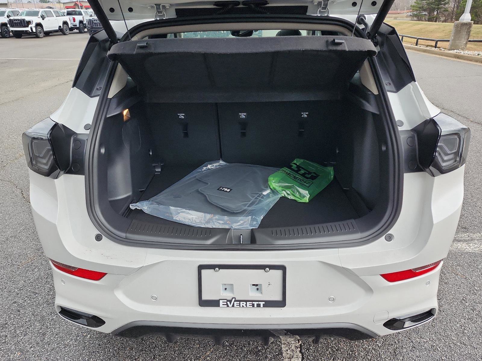 New 2026 Buick Encore GX Avenir w/ Avenir Technology Package image 9