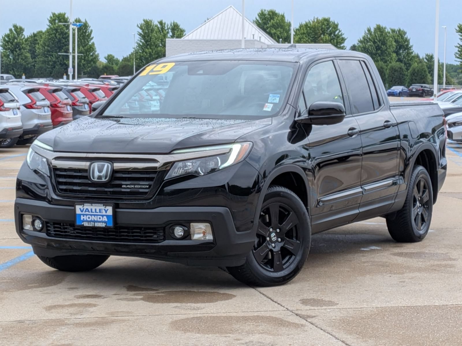 Certified 2019 Honda Ridgeline Black Edition image 2