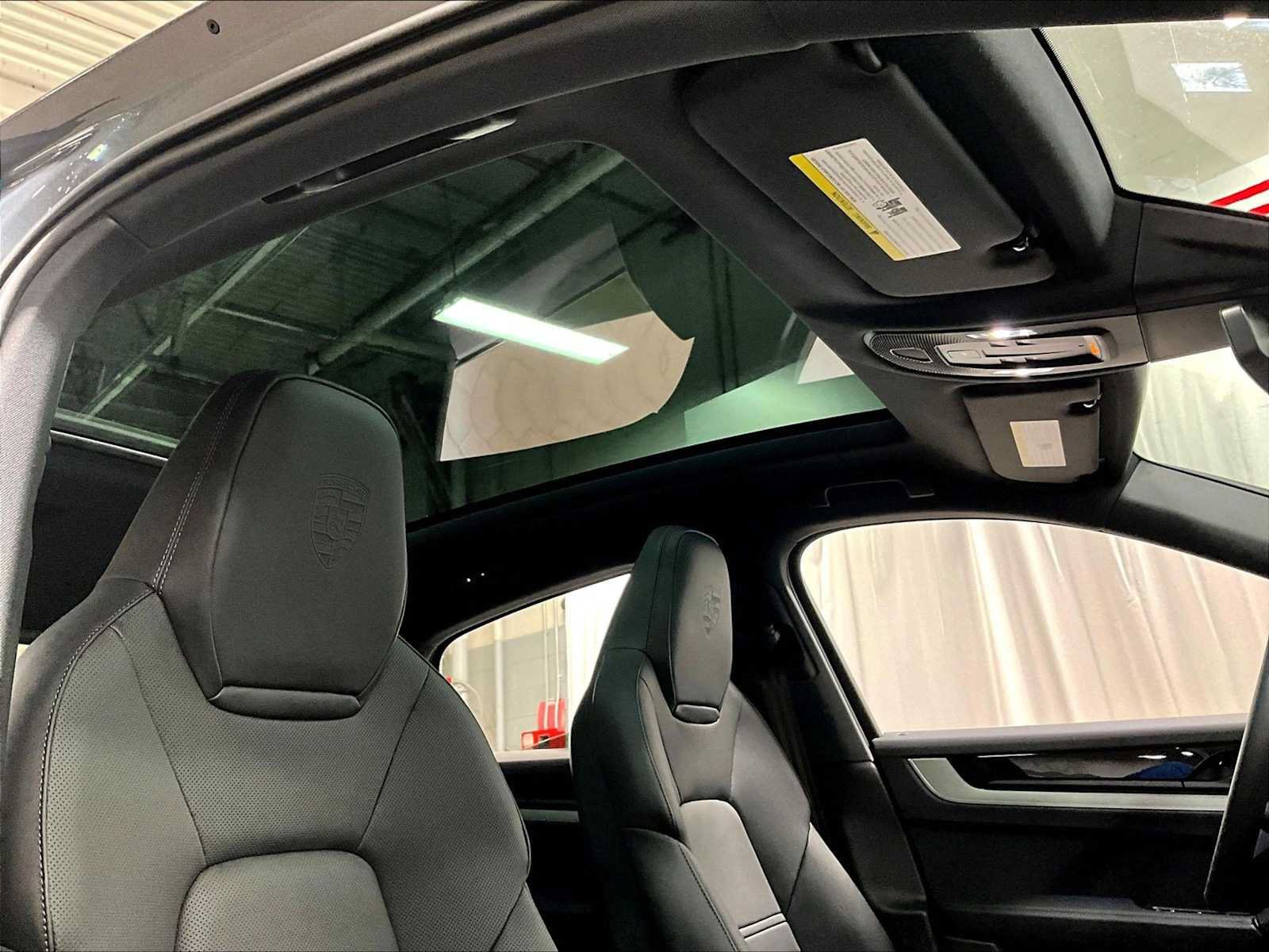 New 2026 Porsche Cayenne Coupe AWD/4WD image 26