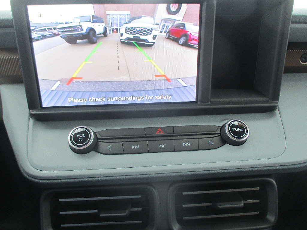 Used 2022 Ford Maverick Lariat FWD image 9