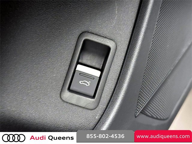 Used 2024 Audi Q4 e-tron Premium Plus w/ Premium Plus image 20