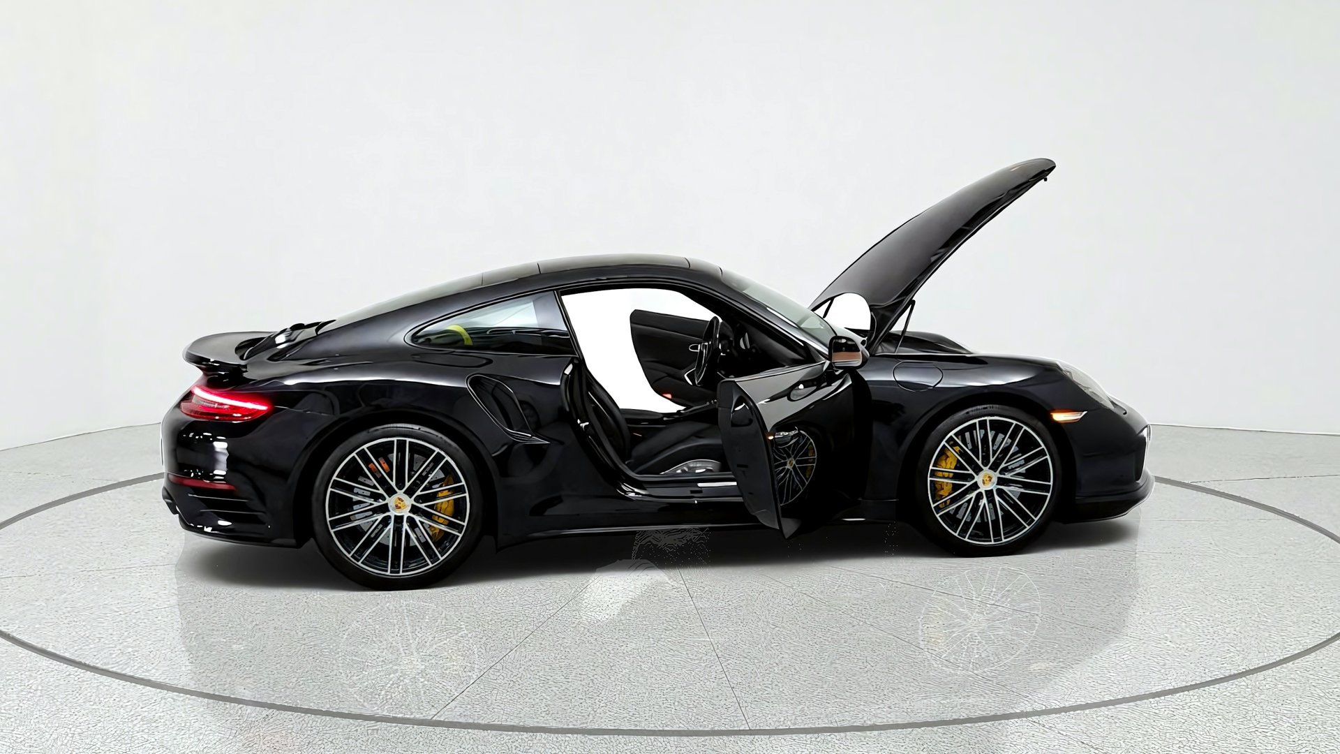 Used 2018 Porsche 911 Turbo AWD/4WD image 13