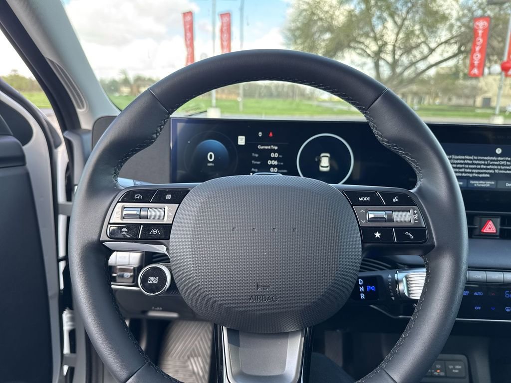 Used 2025 Hyundai Ioniq 5 SEL image 16