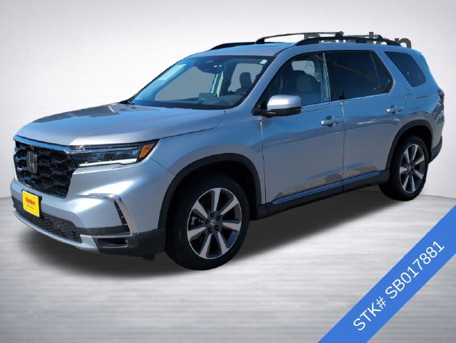 Certified 2025 Honda Pilot Elite image 3