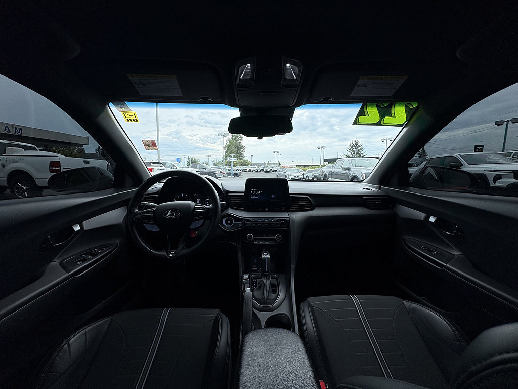 Used 2022 Hyundai Veloster N FWD image 17