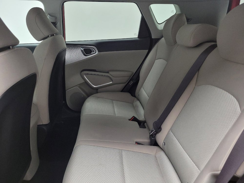 Used 2021 Kia Soul LX FWD image 18