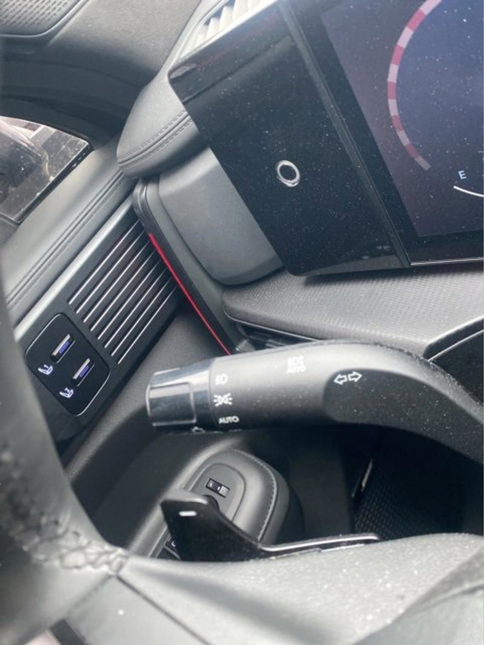 Certified 2024 Hyundai Santa Fe Calligraphy image 17