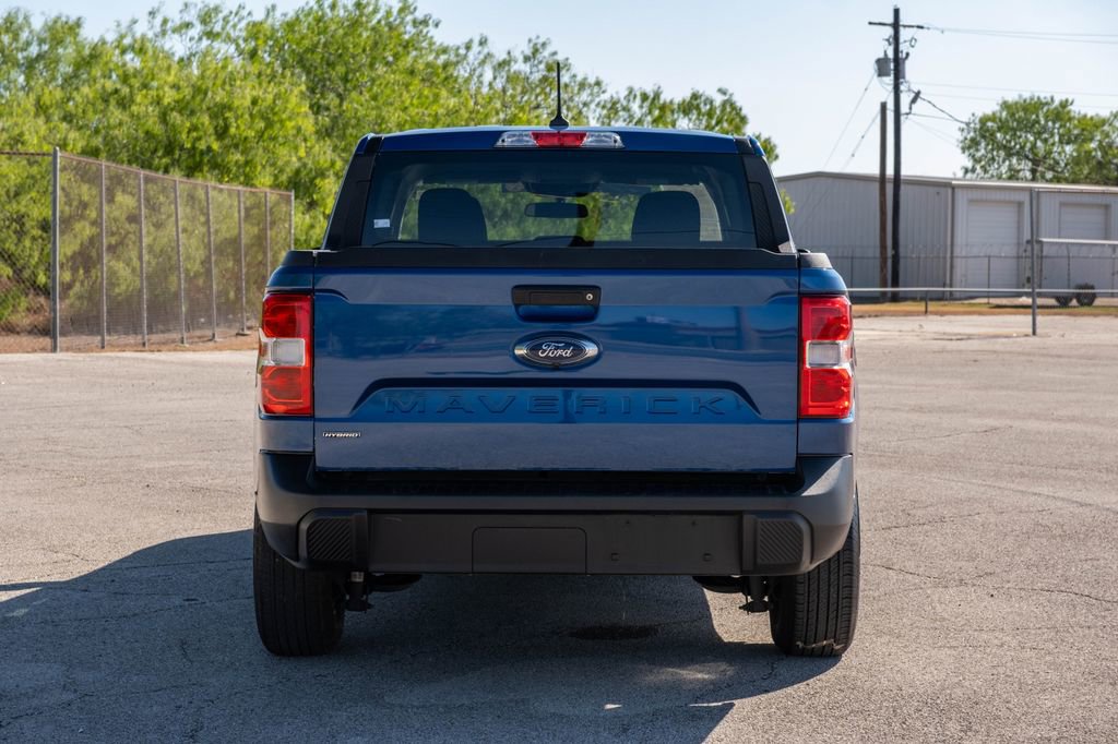 Used 2023 Ford Maverick XL FWD image 6