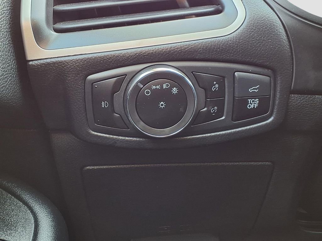 Used 2023 Ford Edge SEL w/ Convenience Package image 23