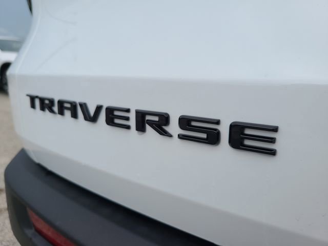 Used 2025 Chevrolet Traverse LT w/ Midnight/Sport Edition image 10