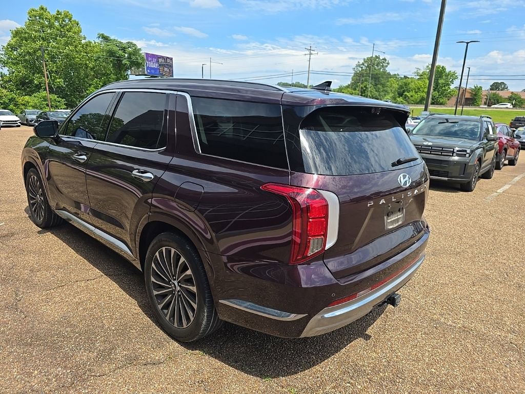 Used 2024 Hyundai Palisade Calligraphy FWD image 7