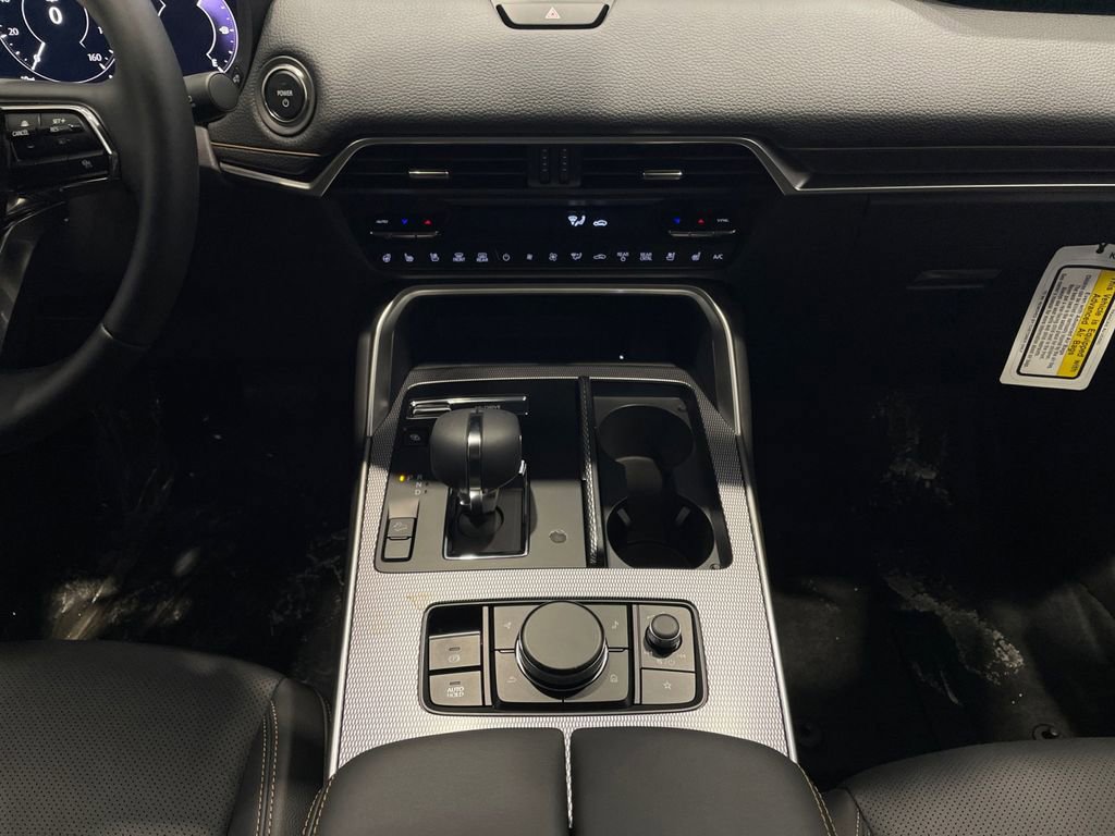 New 2026 MAZDA CX-90 Plug-In Hybrid w/ Preferred image 10