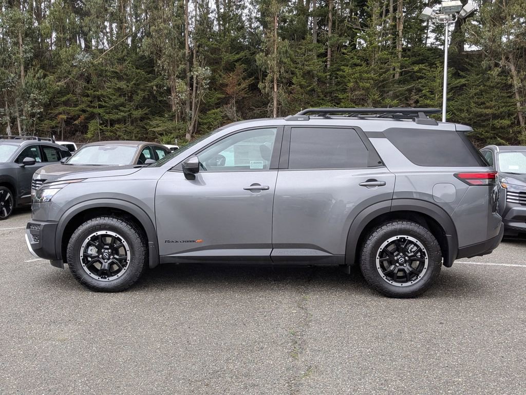 New 2025 Nissan Pathfinder Rock Creek image 8