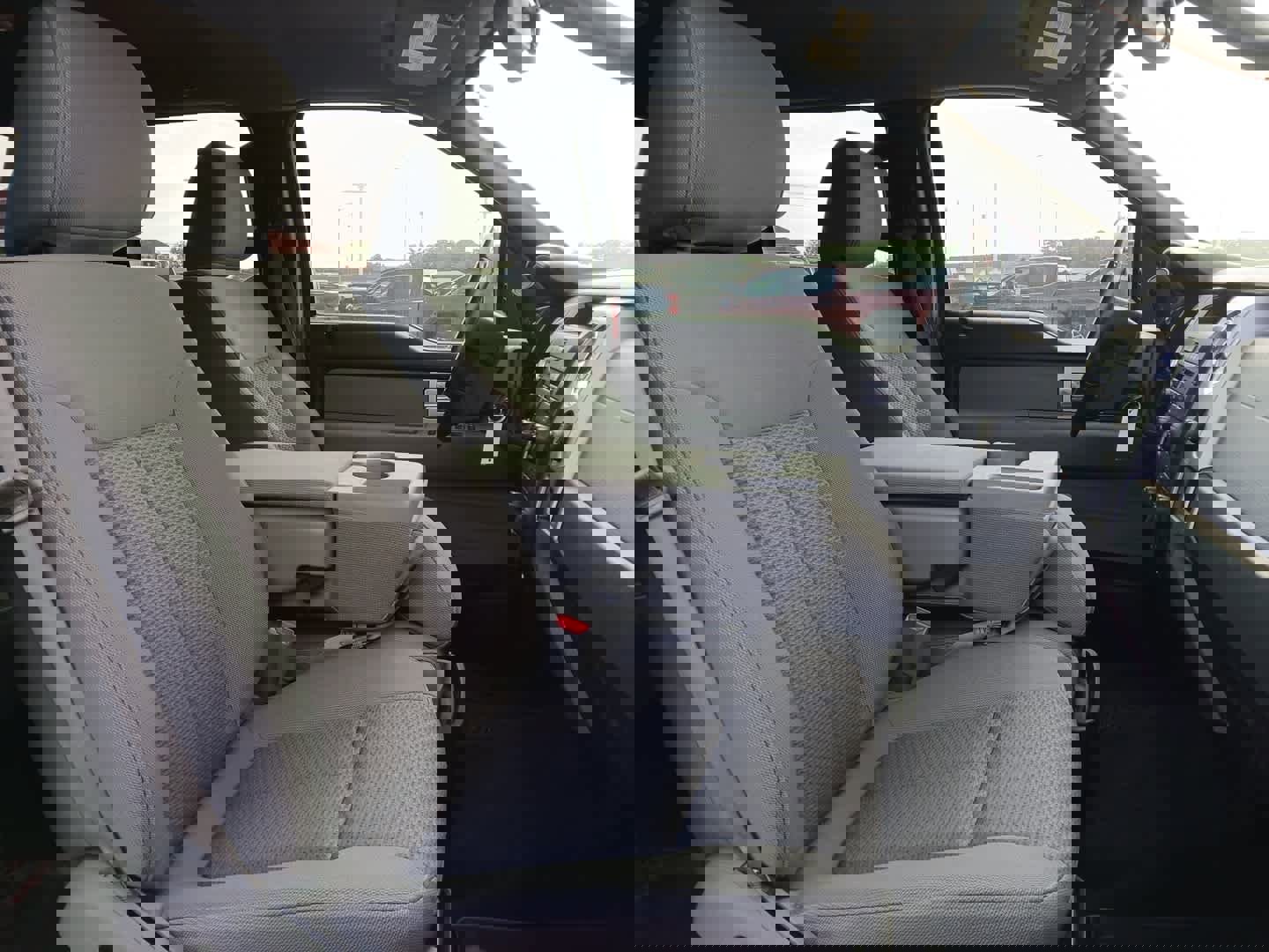 Used 2011 Ford F150 XLT w/ XLT Chrome Pkg AWD/4WD image 45