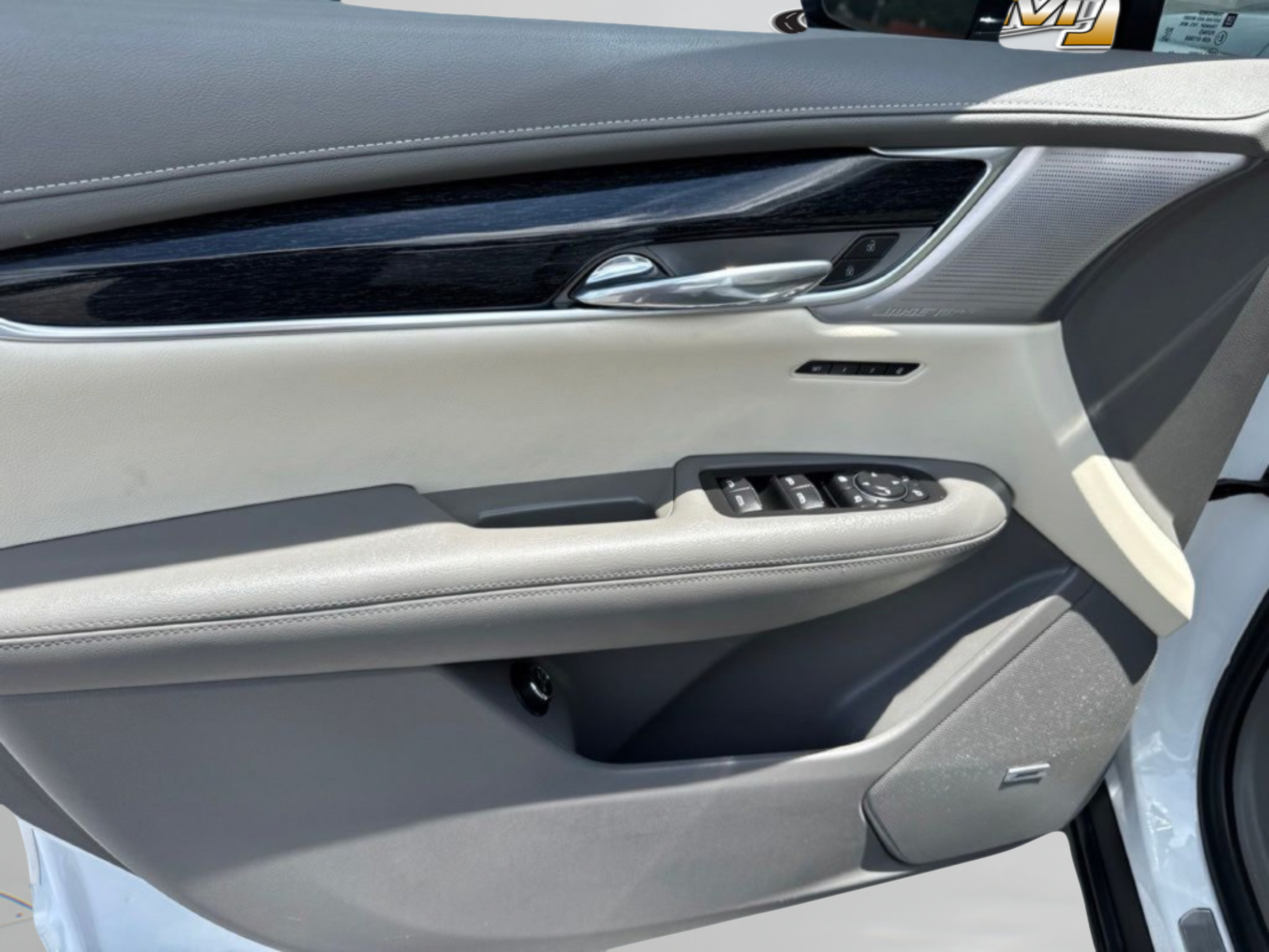 Used 2024 Cadillac XT6 Premium Luxury FWD image 24