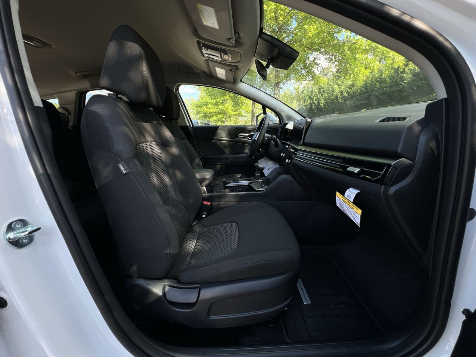 New 2026 Kia Sportage LX w/ LX Convenience Package FWD image 47