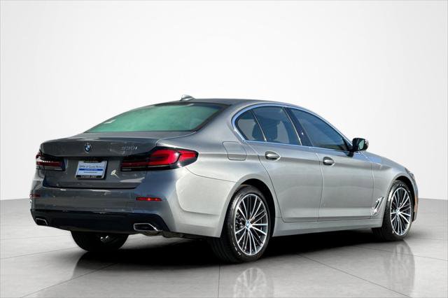 Used 2023 BMW 530i w/ Convenience Package image 5
