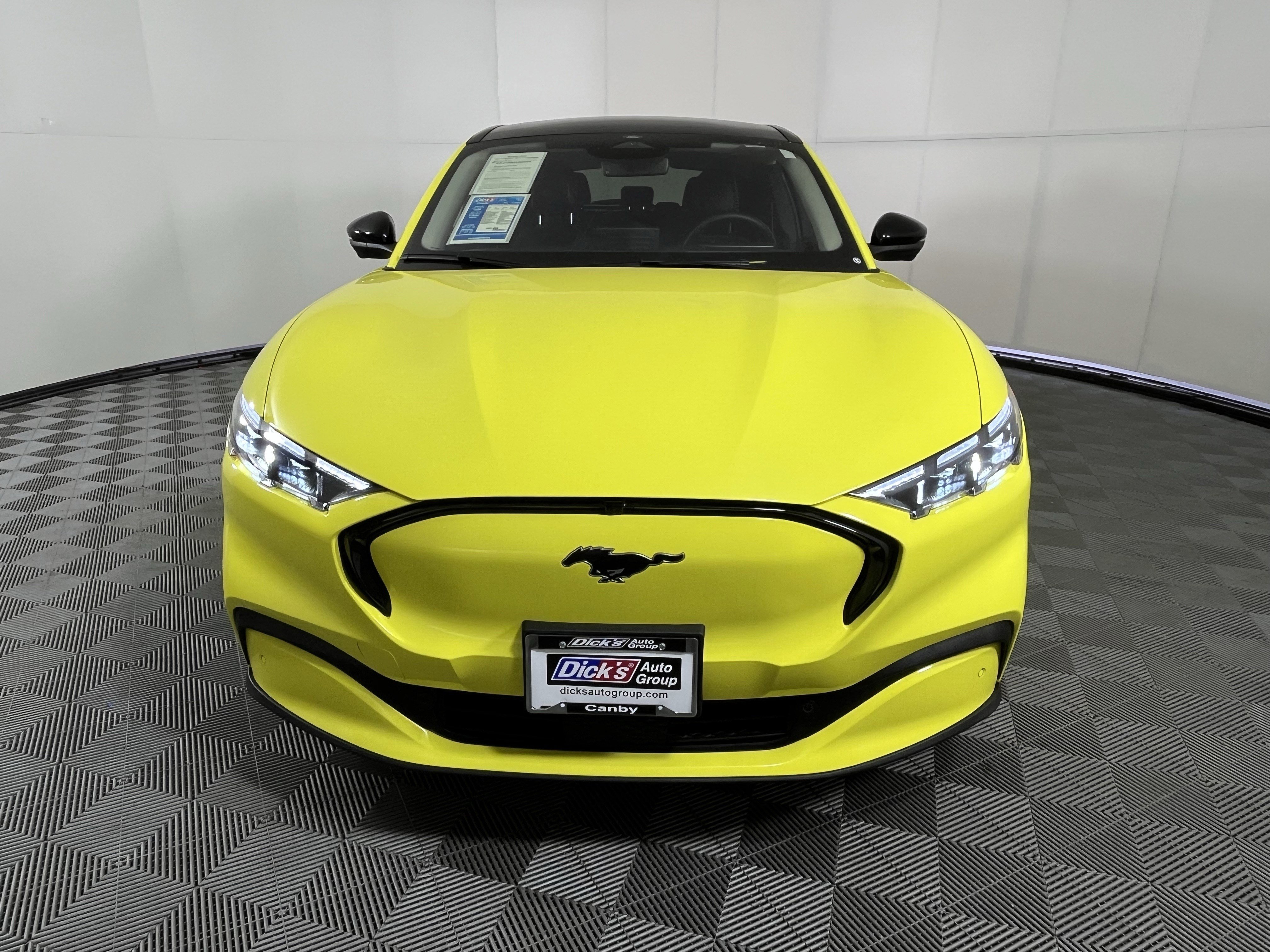 Used 2025 Ford Mustang Mach-E Premium AWD/4WD image 8