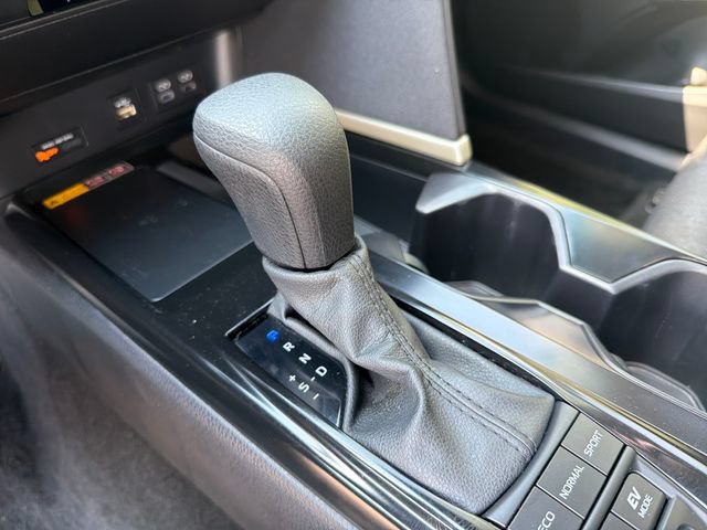 Used 2025 Toyota Camry LE FWD image 24